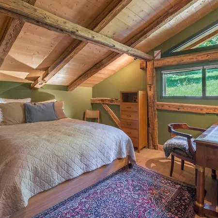 Alpstuga Le Mont Farm *