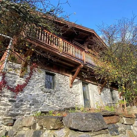 Le Mont Farm Alpstuga